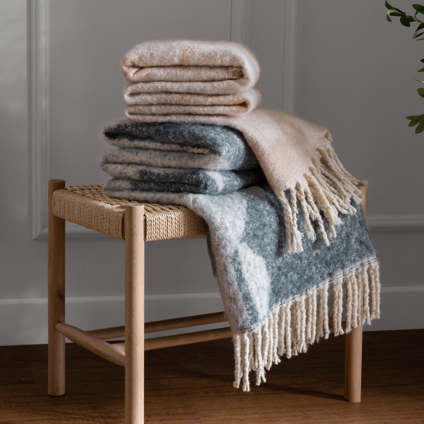 Meta Super soft throw blanket, Dusk 180cm x 130cm