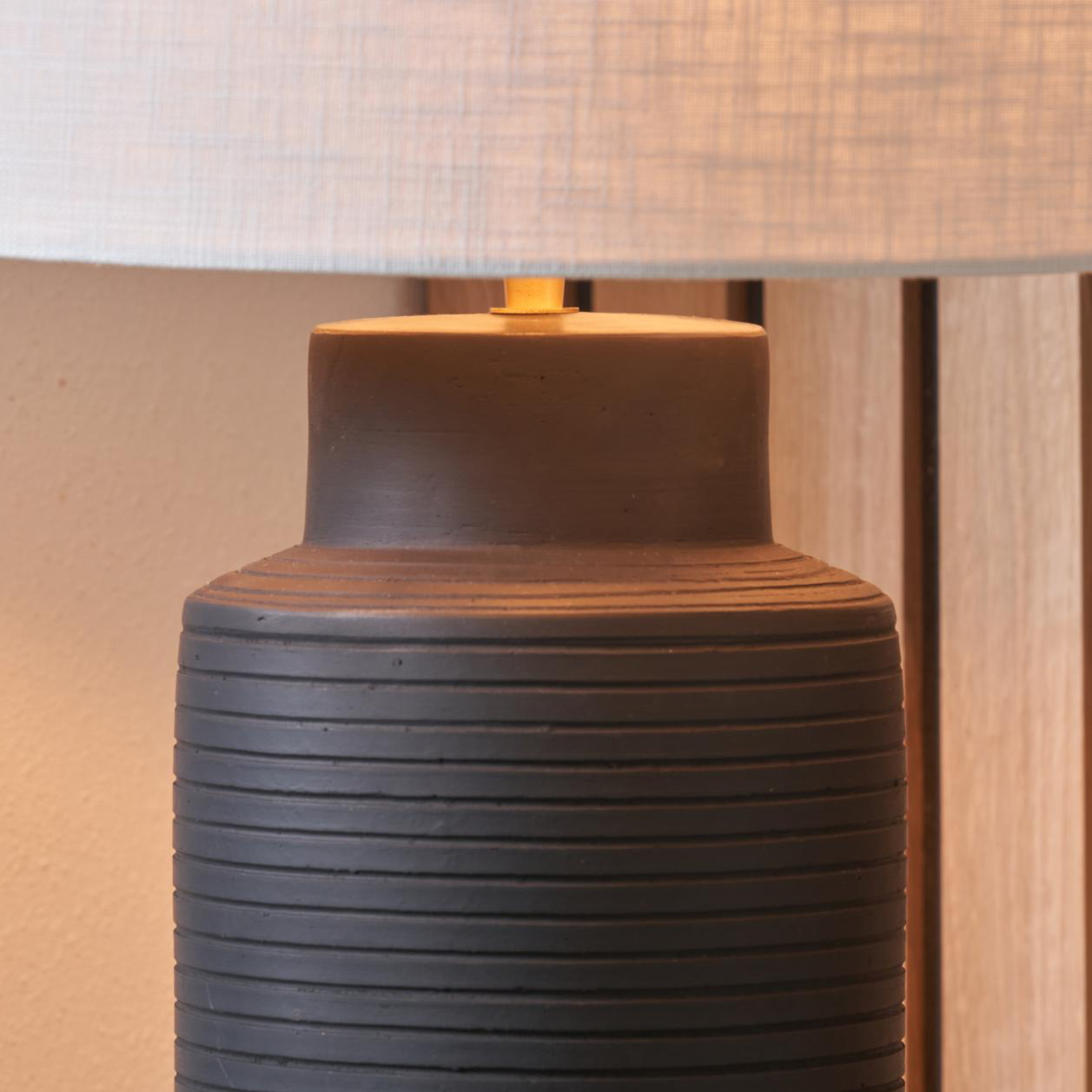 Black ribbed, terracotta table lamp